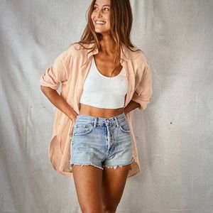 NEW w/tags Lulu’s textured peach oversized button-up top. Size XS